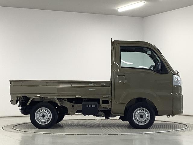 ハイゼットトラックスタンダード 5MT 前後コーナーセンサー 横滑り防止装置走行無制限1年保証 前後コーナーセンサー MT車 3方開 オートマチックハイビーム アイドリングストップ 横滑り防止装置 オートライト ヘッドライトレベライザー アクセサリーソケット ラジオ(兵庫県)の中古車