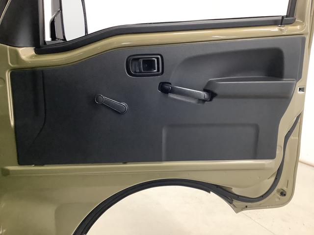 ハイゼットトラックスタンダード 5MT 前後コーナーセンサー 横滑り防止装置走行無制限1年保証 前後コーナーセンサー MT車 3方開 オートマチックハイビーム アイドリングストップ 横滑り防止装置 オートライト ヘッドライトレベライザー アクセサリーソケット ラジオ(兵庫県)の中古車