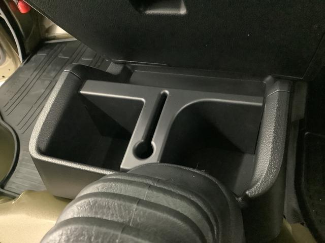 ハイゼットトラックスタンダード 5MT 前後コーナーセンサー 横滑り防止装置走行無制限1年保証 前後コーナーセンサー MT車 3方開 オートマチックハイビーム アイドリングストップ 横滑り防止装置 オートライト ヘッドライトレベライザー アクセサリーソケット ラジオ(兵庫県)の中古車