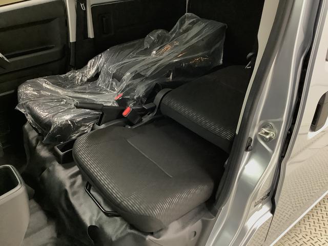 ハイゼットカーゴＤＸ　ＣＶＴ　前後コーナーセンサー　ラジオ　両側スライドドア走行無制限１年保証　前後コーナーセンサー　ＣＶＴ車　オートマチックハイビーム　キーレスエントリー　アイドリングストップ　横滑り防止装置　オートライト　ヘッドライトレベライザー　パワーウィンドウ　ラジオ（兵庫県）の中古車