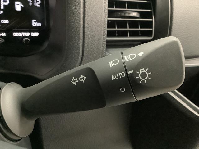 ハイゼットカーゴＤＸ　ＣＶＴ　前後コーナーセンサー　ラジオ　両側スライドドア走行無制限１年保証　前後コーナーセンサー　ＣＶＴ車　オートマチックハイビーム　キーレスエントリー　アイドリングストップ　横滑り防止装置　オートライト　ヘッドライトレベライザー　パワーウィンドウ　ラジオ（兵庫県）の中古車