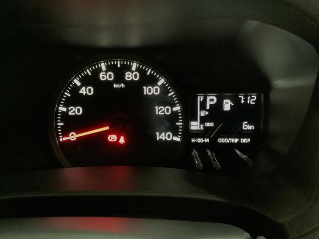 ハイゼットカーゴＤＸ　ＣＶＴ　前後コーナーセンサー　ラジオ　両側スライドドア走行無制限１年保証　前後コーナーセンサー　ＣＶＴ車　オートマチックハイビーム　キーレスエントリー　アイドリングストップ　横滑り防止装置　オートライト　ヘッドライトレベライザー　パワーウィンドウ　ラジオ（兵庫県）の中古車