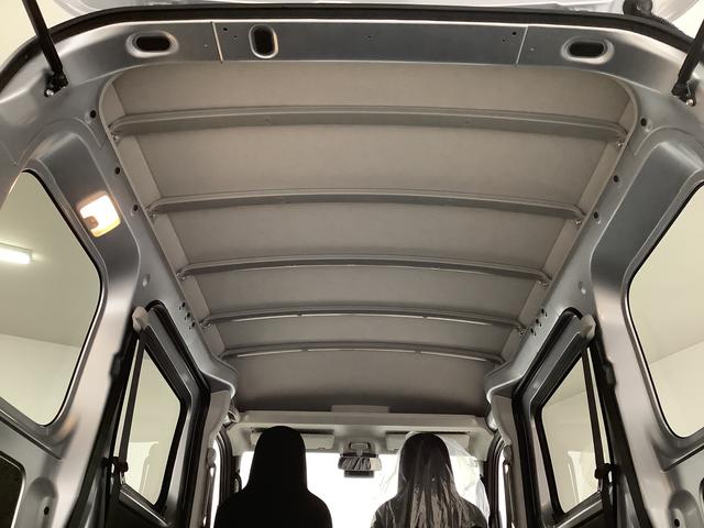 ハイゼットカーゴＤＸ　ＣＶＴ　前後コーナーセンサー　ラジオ　両側スライドドア走行無制限１年保証　前後コーナーセンサー　ＣＶＴ車　オートマチックハイビーム　キーレスエントリー　アイドリングストップ　横滑り防止装置　オートライト　ヘッドライトレベライザー　パワーウィンドウ　ラジオ（兵庫県）の中古車