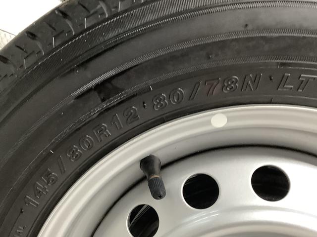 ハイゼットカーゴＤＸ　ＣＶＴ　前後コーナーセンサー　ラジオ　両側スライドドア走行無制限１年保証　前後コーナーセンサー　ＣＶＴ車　オートマチックハイビーム　キーレスエントリー　アイドリングストップ　横滑り防止装置　オートライト　ヘッドライトレベライザー　パワーウィンドウ　ラジオ（兵庫県）の中古車