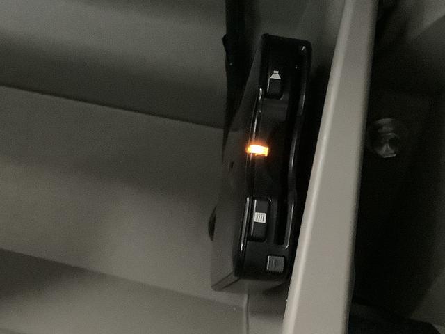 ミライースＸ　スマートセレクションＳＡ　ナビ　ＥＴＣ　電動格納ミラー走行無制限１年保証　アイドリングストップ　ナビ　ＥＴＣ　キーレスエントリー　横滑り防止装置　ドアバイザー　ヘッドライトレベライザー　電動格納ドアミラー　フォグランプ　１４インチ純正アルミホイール（兵庫県）の中古車