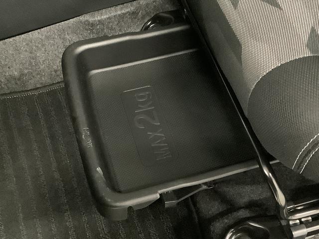 タフトＧ　ダーククロムベンチャー　ワンオーナー　前席シートヒーター走行無制限１年保証　前後コーナーセンサー　ワンオーナー　前席シートヒーター　オートマチックハイビーム　ＬＥＤヘッドライト　アイドリングストップ　スカイフィールトップ　１５インチ純正アルミホイール（兵庫県）の中古車