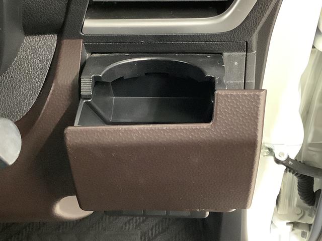 ルーミーＧ　Ｓ　雹害車両　９インチナビＴＶ　ＥＴＣ　バックカメラ雹害車両　９インチナビＴＶ　バックカメラ　ＥＴＣ　オートクルーズコントロール　両側電動スライドドア　前席シートヒーター　ＤＶＤ　Ｂｌｕｅｔｏｏｔｈ　ＬＥＤヘッドライト　プッシュスタート　横滑り防止装置（兵庫県）の中古車