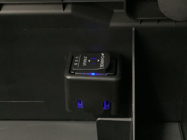 コペンセロ　ターボ　ＣＶＴ　ナビＴＶ　ＵＳＢ　ＥＴＣ　バックカメラ１年保証　ナビＴＶ　ＥＴＣ　バックカメラ　ＣＶＴ車　シートヒーター　ＵＳＢ　Ｂｌｕｅｔｏｏｔｈ　ＬＥＤヘッドライト　プッシュスタート　横滑り防止装置　オートエアコン　１６インチ純正アルミホイール（兵庫県）の中古車