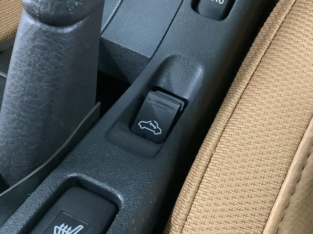 コペンセロ　ターボ　ＣＶＴ　ナビＴＶ　ＵＳＢ　ＥＴＣ　バックカメラ１年保証　ナビＴＶ　ＥＴＣ　バックカメラ　ＣＶＴ車　シートヒーター　ＵＳＢ　Ｂｌｕｅｔｏｏｔｈ　ＬＥＤヘッドライト　プッシュスタート　横滑り防止装置　オートエアコン　１６インチ純正アルミホイール（兵庫県）の中古車