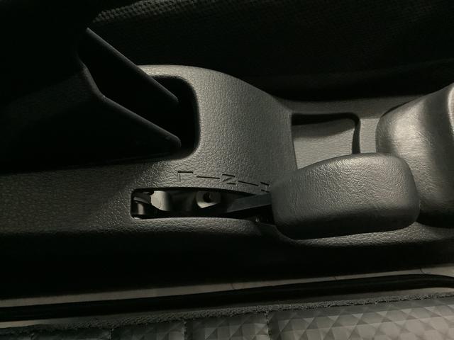 ハイゼットトラックスタンダード　農用スペシャル　４ＷＤ　５ＭＴ　トランスファー走行無制限１年保証　リアコーナーセンサー　４ＷＤ　ＭＴ車　３方開　荷台作業灯　アイドリングストップ　横滑り防止装置　オートライト　トランスファー　デフロック　ヘッドライトレベライザー　ラジオ（兵庫県）の中古車