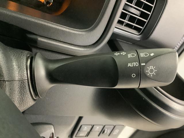 ハイゼットカーゴデラックスＳＡIII　４ＷＤ　ＡＴ　ＥＴＣ　コーナーセンサー走行無制限１年保証　リアコーナーセンサー　４ＷＤ　ＡＴ車　ＥＴＣ　オートマチックハイビーム　ＬＥＤヘッドライト　アイドリングストップ　横滑り防止装置　ヘッドライトレベライザー　ラジオ　両側スライドドア（兵庫県）の中古車