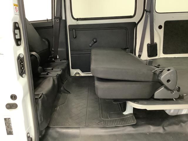 ハイゼットカーゴデラックスＳＡIII　４ＷＤ　ＡＴ　ＥＴＣ　コーナーセンサー走行無制限１年保証　リアコーナーセンサー　４ＷＤ　ＡＴ車　ＥＴＣ　オートマチックハイビーム　ＬＥＤヘッドライト　アイドリングストップ　横滑り防止装置　ヘッドライトレベライザー　ラジオ　両側スライドドア（兵庫県）の中古車