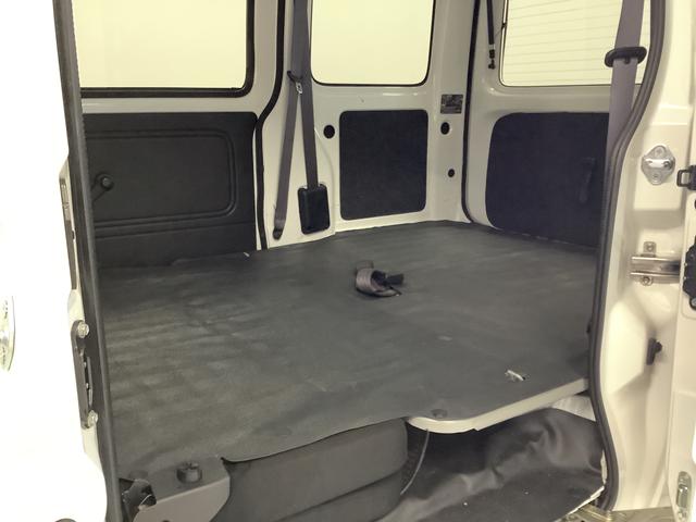 ハイゼットカーゴデラックスＳＡIII　４ＷＤ　ＡＴ　ＥＴＣ　コーナーセンサー走行無制限１年保証　リアコーナーセンサー　４ＷＤ　ＡＴ車　ＥＴＣ　オートマチックハイビーム　ＬＥＤヘッドライト　アイドリングストップ　横滑り防止装置　ヘッドライトレベライザー　ラジオ　両側スライドドア（兵庫県）の中古車