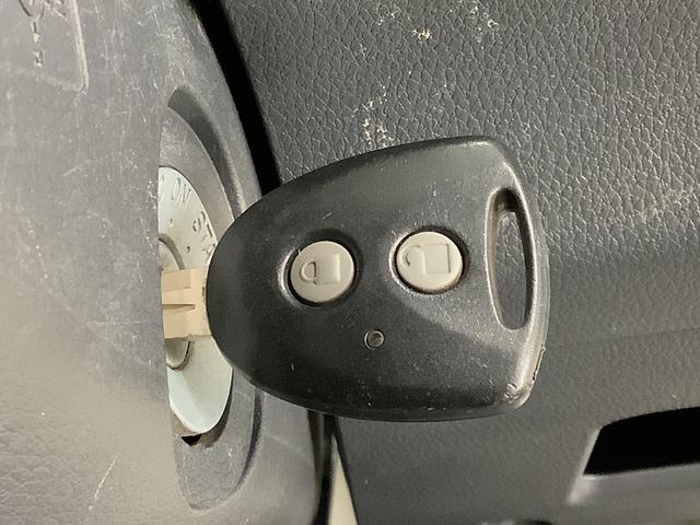 ハイゼットトラックEXT 5MT CDオーディオ 荷台作業灯 荷台マット走行無制限1年保証 ゲートプロテクター MT車 CDオーディオ 3方開 荷台作業灯 荷台マット キーレスエントリー ドアバイザー ヘッドライトレベライザー シガーソケット スペアタイヤ(兵庫県)の中古車