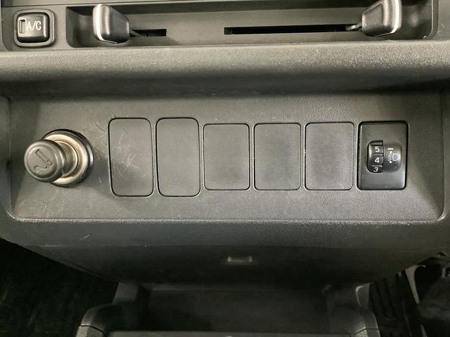 ハイゼットトラックEXT 5MT CDオーディオ 荷台作業灯 荷台マット走行無制限1年保証 ゲートプロテクター MT車 CDオーディオ 3方開 荷台作業灯 荷台マット キーレスエントリー ドアバイザー ヘッドライトレベライザー シガーソケット スペアタイヤ(兵庫県)の中古車