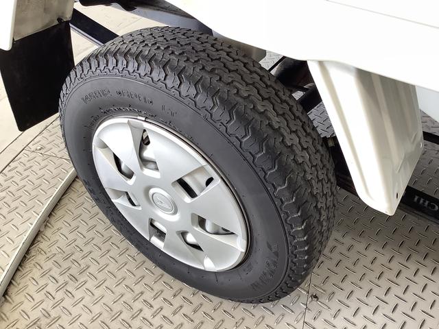 ハイゼットトラックEXT 5MT CDオーディオ 荷台作業灯 荷台マット走行無制限1年保証 ゲートプロテクター MT車 CDオーディオ 3方開 荷台作業灯 荷台マット キーレスエントリー ドアバイザー ヘッドライトレベライザー シガーソケット スペアタイヤ(兵庫県)の中古車