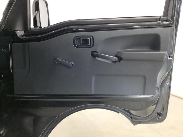 ハイゼットトラックスタンダード　ＣＶＴ　前後コーナーセンサー　横滑り防止装置走行無制限１年保証　前後コーナーセンサー　ＣＶＴ車　３方開　オートマチックハイビーム　アイドリングストップ　横滑り防止装置　オートライト　ヘッドライトレベライザー　アクセサリーソケット　ラジオ（兵庫県）の中古車