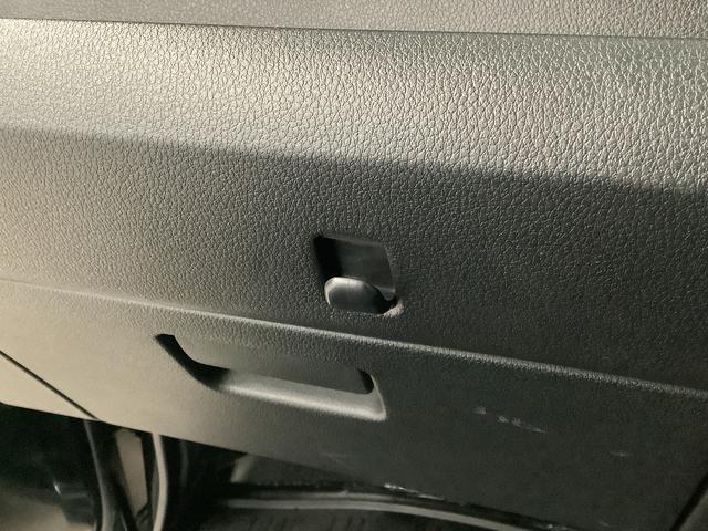 ハイゼットトラックスタンダード　ＣＶＴ　前後コーナーセンサー　横滑り防止装置走行無制限１年保証　前後コーナーセンサー　ＣＶＴ車　３方開　オートマチックハイビーム　アイドリングストップ　横滑り防止装置　オートライト　ヘッドライトレベライザー　アクセサリーソケット　ラジオ（兵庫県）の中古車