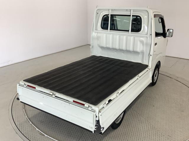 ハイゼットトラックスタンダード　ＡＴ　３方開　ゲートプロテクター　荷台マット走行無制限１年保証　ゲートプロテクター　ＡＴ車　３方開　荷台マット　ドアバイザー　ヘッドライトレベライザー　アクセサリーソケット　マニュアルエアコン　ラジオ　スペアタイヤ　バッテリーカバー（兵庫県）の中古車