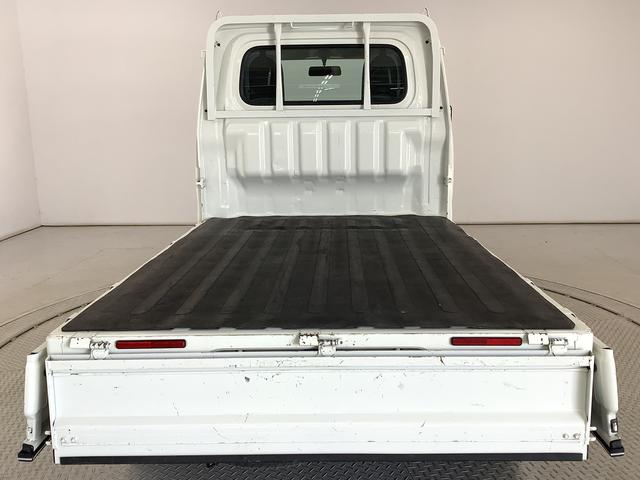 ハイゼットトラックスタンダード　ＡＴ　３方開　ゲートプロテクター　荷台マット走行無制限１年保証　ゲートプロテクター　ＡＴ車　３方開　荷台マット　ドアバイザー　ヘッドライトレベライザー　アクセサリーソケット　マニュアルエアコン　ラジオ　スペアタイヤ　バッテリーカバー（兵庫県）の中古車