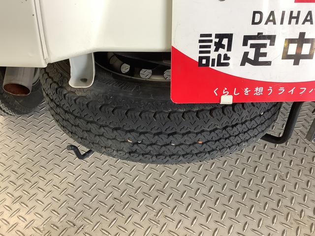 ハイゼットトラックスタンダード　ＡＴ　３方開　ゲートプロテクター　荷台マット走行無制限１年保証　ゲートプロテクター　ＡＴ車　３方開　荷台マット　ドアバイザー　ヘッドライトレベライザー　アクセサリーソケット　マニュアルエアコン　ラジオ　スペアタイヤ　バッテリーカバー（兵庫県）の中古車