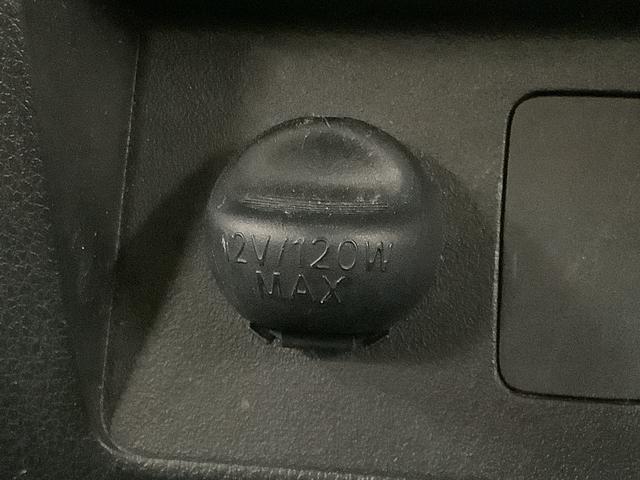 ハイゼットトラックハイルーフＳＡIIIｔ　５ＭＴ　禁煙車　ワンオーナー　ＣＤ走行無制限１年保証　禁煙車　ワンオーナー　ＭＴ車　ＣＤオーディオ　ドラレコ　ＥＴＣ　ＵＳＢ　３方開　ＬＥＤヘッドライト　キーレスエントリー　横滑り防止装置　ドアバイザー　ヘッドライトレベライザー（兵庫県）の中古車