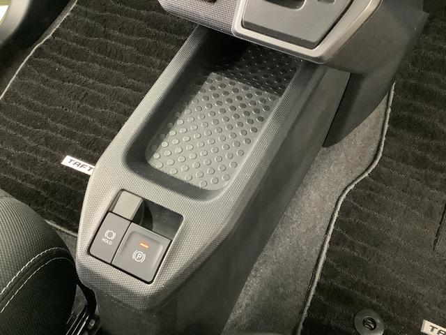 タフトＧ　クロムベンチャー　ナビ　ドラレコ　ＥＴＣ　バックカメラ１年保証　ナビＴＶ　ＥＴＣ　バックカメラ　ドラレコ　前後コーナーセンサー　前席シートヒーター　ＵＳＢ接続　Ｂｌｕｅｔｏｏｔｈ　オートブレーキホールド　スカイフィールトップ　１５インチ純正アルミホイール（兵庫県）の中古車