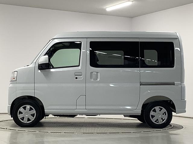 ハイゼットカーゴクルーズターボ　ＣＶＴ車　前後コーナーセンサー　スマートキー走行無制限１年保証　前後コーナーセンサー　ＣＶＴ車　オートマチックハイビーム　アイドリングストップ　プッシュスタート　横滑り防止装置　オートライト　アクセサリーソケット　電動格納ミラー　両側スライド（兵庫県）の中古車