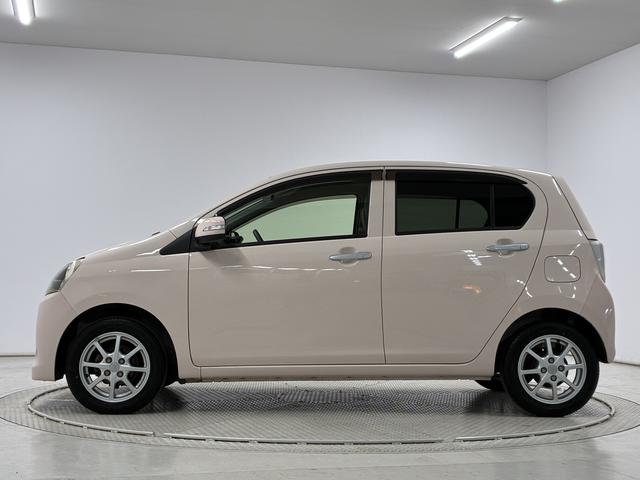 ミライースＧ　ワンオーナー　禁煙車　ＣＤオーディオ　キーレスエントリー走行無制限１年保証　ワンオーナー　ＵＳＢ　ＣＤオーディオ　アイドリングストップ　キーレスエントリー　オートエアコン　ドアバイザー　ヘッドライトレベライザー　電動格納ドアミラー　シートリフター（兵庫県）の中古車