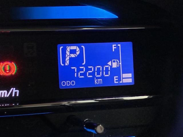 ミライースＧ　ワンオーナー　禁煙車　ＣＤオーディオ　キーレスエントリー走行無制限１年保証　ワンオーナー　ＵＳＢ　ＣＤオーディオ　アイドリングストップ　キーレスエントリー　オートエアコン　ドアバイザー　ヘッドライトレベライザー　電動格納ドアミラー　シートリフター（兵庫県）の中古車