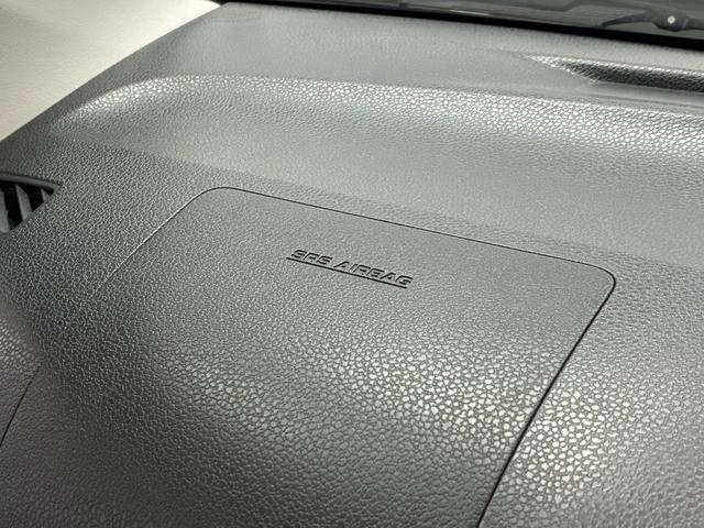 ミライースＧ　ワンオーナー　禁煙車　ＣＤオーディオ　キーレスエントリー走行無制限１年保証　ワンオーナー　ＵＳＢ　ＣＤオーディオ　アイドリングストップ　キーレスエントリー　オートエアコン　ドアバイザー　ヘッドライトレベライザー　電動格納ドアミラー　シートリフター（兵庫県）の中古車