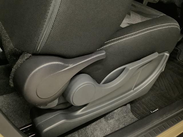 タフトG ダーククロムベンチャー クルコン 前後コーナーセンサー走行無制限1年保証 前後コーナーセンサー アダプティブクルーズコントロール 前席シートヒーター オートマチックハイビーム オートブレーキホールド スカイフィールトップ 15インチ純正アルミホイール(兵庫県)の中古車