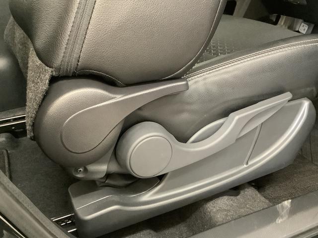 ロッキープレミアムＧ　ＨＥＶ　ワンオーナー　クルコン　シートヒーター走行無制限１年保証　前後コーナーセンサー　ワンオーナー　アダプティブクルーズコントロール　前席シートヒーター　オートマチックハイビーム　ＬＥＤヘッドライト　スマートキー　１７インチ純正アルミホイール（兵庫県）の中古車