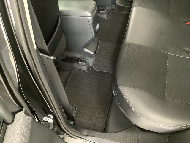 ロッキープレミアムＧ　ＨＥＶ　ワンオーナー　クルコン　シートヒーター走行無制限１年保証　前後コーナーセンサー　ワンオーナー　アダプティブクルーズコントロール　前席シートヒーター　オートマチックハイビーム　ＬＥＤヘッドライト　スマートキー　１７インチ純正アルミホイール（兵庫県）の中古車