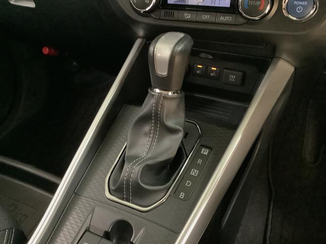 ロッキープレミアムＧ　ＨＥＶ　ワンオーナー　クルコン　シートヒーター走行無制限１年保証　前後コーナーセンサー　ワンオーナー　アダプティブクルーズコントロール　前席シートヒーター　オートマチックハイビーム　ＬＥＤヘッドライト　スマートキー　１７インチ純正アルミホイール（兵庫県）の中古車