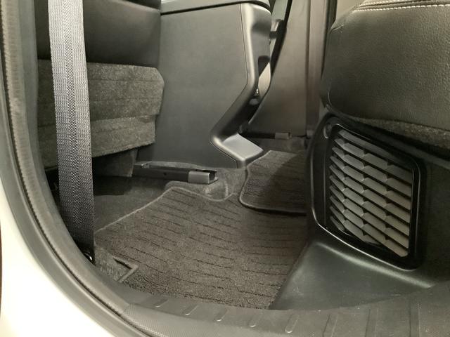 ロッキープレミアムＧ　ＨＥＶ　ワンオーナー　クルコン　シートヒーター走行無制限１年保証　前後コーナーセンサー　ワンオーナー　アダプティブクルーズコントロール　前席シートヒーター　オートマチックハイビーム　ＬＥＤヘッドライト　スマートキー　１７インチ純正アルミホイール（兵庫県）の中古車