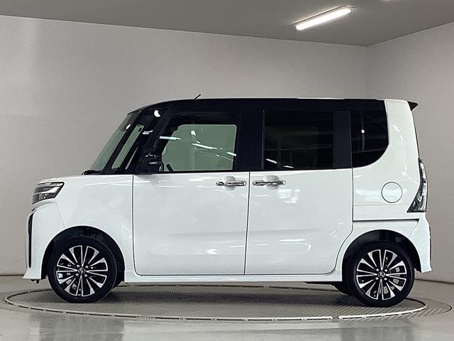 タントカスタムＲＳ　ターボ　４ＷＤ　９インチディスプレイオーディオ１年保証　９インチディスプレイオーディオ　４ＷＤ　バックカメラ　両側電動スライドドア　前後コーナーセンサー　前席シートヒーター　ＵＳＢ　Ｂｌｕｅｔｏｏｔｈ　スマートキー　１５インチ純正アルミホイール（兵庫県）の中古車