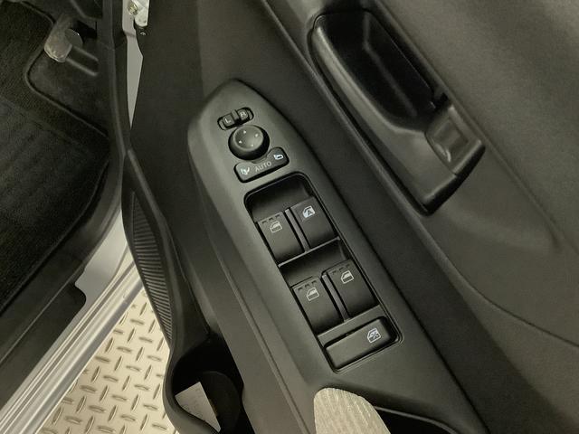 ムーヴＸ　４ＷＤ　片側電動スライドドア　前後コーナーセンサー走行無制限１年保証　片側電動スライドドア　４ＷＤ　前後コーナーセンサー　オートマチックハイビーム　ＬＥＤヘッドライト　横滑り防止装置　スマートキー　オートライト　オートエアコン　電動格納ドアミラー（兵庫県）の中古車