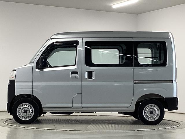 ハイゼットカーゴスペシャル　ＣＶＴ　ワンオーナー　ナビＴＶ　ドラレコ　ＥＴＣ１年保証　ワンオーナー　ナビＴＶ　ＥＴＣ　ＣＶＴ車　ドラレコ　バックカメラ　前後コーナーセンサー　ＤＶＤ　ＵＳＢ　Ｂｌｕｅｔｏｏｔｈ　オートマチックハイビーム　アイドリングストップ　両側スライドドア（兵庫県）の中古車