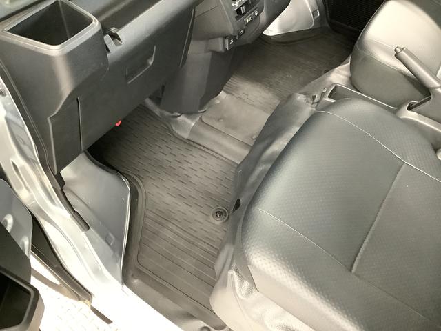 ハイゼットカーゴスペシャル　ＣＶＴ　ワンオーナー　ナビＴＶ　ドラレコ　ＥＴＣ１年保証　ワンオーナー　ナビＴＶ　ＥＴＣ　ＣＶＴ車　ドラレコ　バックカメラ　前後コーナーセンサー　ＤＶＤ　ＵＳＢ　Ｂｌｕｅｔｏｏｔｈ　オートマチックハイビーム　アイドリングストップ　両側スライドドア（兵庫県）の中古車