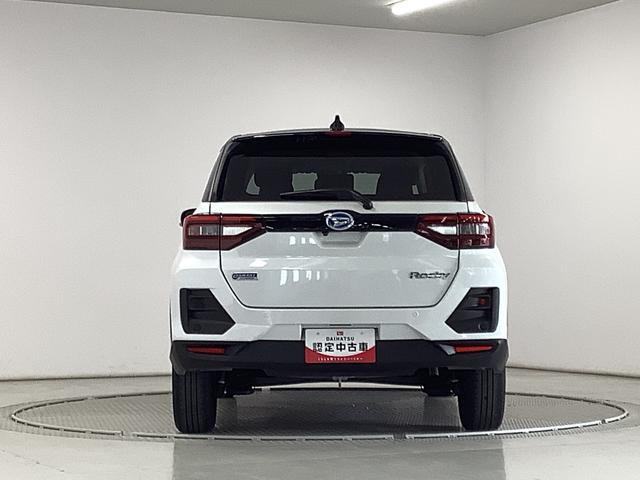 ロッキープレミアムＧ　ＨＥＶ　ワンオーナー　クルコン　シートヒーター走行無制限１年保証　前後コーナーセンサー　ワンオーナー　アダプティブクルーズコントロール　前席シートヒーター　オートマチックハイビーム　ＬＥＤヘッドライト　スマートキー　１７インチ純正アルミホイール（兵庫県）の中古車