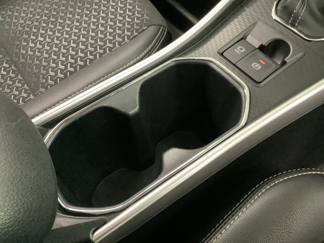 ロッキープレミアムＧ　ＨＥＶ　ワンオーナー　クルコン　シートヒーター走行無制限１年保証　前後コーナーセンサー　ワンオーナー　アダプティブクルーズコントロール　前席シートヒーター　オートマチックハイビーム　ＬＥＤヘッドライト　スマートキー　１７インチ純正アルミホイール（兵庫県）の中古車