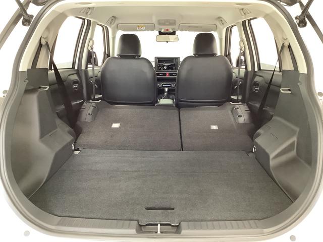 ロッキープレミアムＧ　ＨＥＶ　ワンオーナー　クルコン　シートヒーター走行無制限１年保証　前後コーナーセンサー　ワンオーナー　アダプティブクルーズコントロール　前席シートヒーター　オートマチックハイビーム　ＬＥＤヘッドライト　スマートキー　１７インチ純正アルミホイール（兵庫県）の中古車