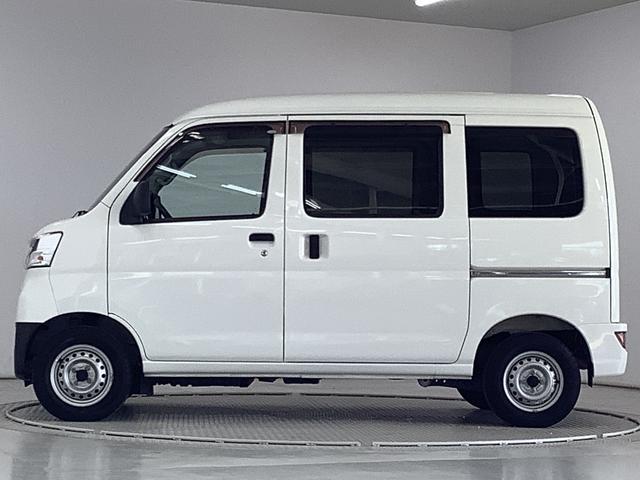 ハイゼットカーゴデラックスＳＡIII　ＡＴ　ＣＤオーディオ　コーナーセンサー走行無制限１年保証　リアコーナーセンサー　ＡＴ車　ＣＤオーディオ　オートマチックハイビーム　ＬＥＤヘッドライト　アイドリングストップ　キーレスエントリー　横滑り防止装置　ヘッドライトレベライザー（兵庫県）の中古車