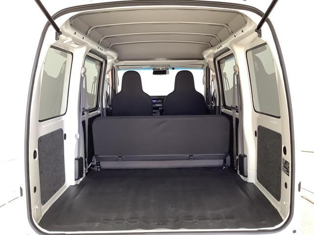 ハイゼットカーゴデラックスＳＡIII　ＡＴ　ＣＤオーディオ　コーナーセンサー走行無制限１年保証　リアコーナーセンサー　ＡＴ車　ＣＤオーディオ　オートマチックハイビーム　ＬＥＤヘッドライト　アイドリングストップ　キーレスエントリー　横滑り防止装置　ヘッドライトレベライザー（兵庫県）の中古車