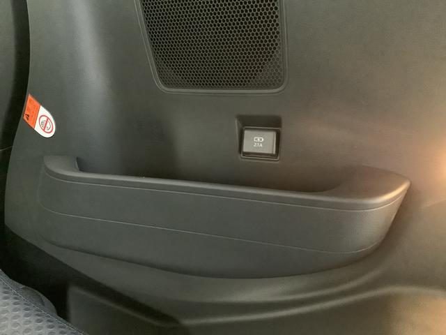 タントファンクロスターボ ETC クルコン 両側電動スライドドア走行無制限1年保証 両側電動スライドドア ETC アダプティブクルーズコントロール 前後コーナーセンサー 前席シートヒーター ルーフレール オートマチックハイビーム 15インチ純正アルミホイール(兵庫県)の中古車