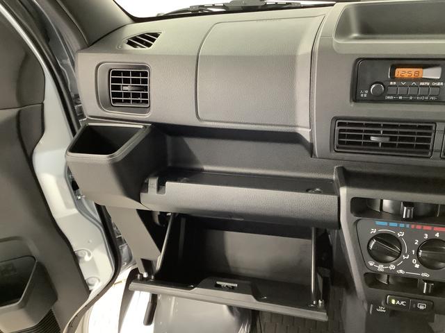 ハイゼットカーゴDX CVT 前後コーナーセンサー ラジオ 両側スライドドア走行無制限1年保証 前後コーナーセンサー CVT車 オートマチックハイビーム キーレスエントリー アイドリングストップ 横滑り防止装置 オートライト ヘッドライトレベライザー パワーウィンドウ ラジオ(兵庫県)の中古車