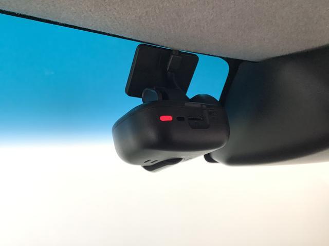 タントカスタムＲＳ　トップエディションＶＳ　ＳＡIII　ターボ１年保証　禁煙車　８インチナビ　ＥＴＣ　ドラレコ　両側電動スライドドア　コーナーセンサー　運転席シートヒーター　ＴＶ　ＵＳＢ　Ｂｌｕｅｔｏｏｔｈ　ＬＥＤヘッドライト　１５インチ純正アルミホイール（兵庫県）の中古車