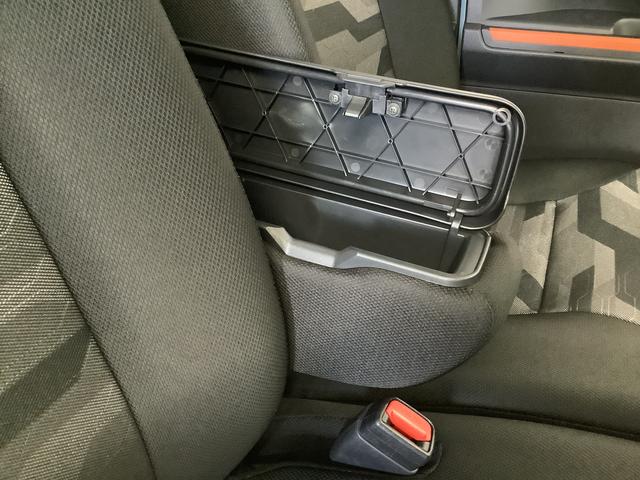 タントファンクロス　９インチディスプレイオーディオ　シートヒーター１年保証　９インチディスプレイオーディオ　バックカメラ　両側電動スライドドア　前後コーナーセンサー　前席シートヒーター　ルーフレール　ＵＳＢ　オートマチックハイビーム　１４インチ純正アルミホイール（兵庫県）の中古車