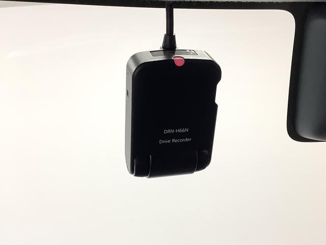 ムーヴキャンバスXリミテッドメイクアップ SAII 1オーナー 8インチナビ1年保証 ワンオーナー 8インチナビTV 全方位カメラ ドラレコ 両側電動スライドドア DVD USB Bluetooth アイドリングストップ プッシュスタート 横滑り防止装置 ウッド調パネル(兵庫県)の中古車